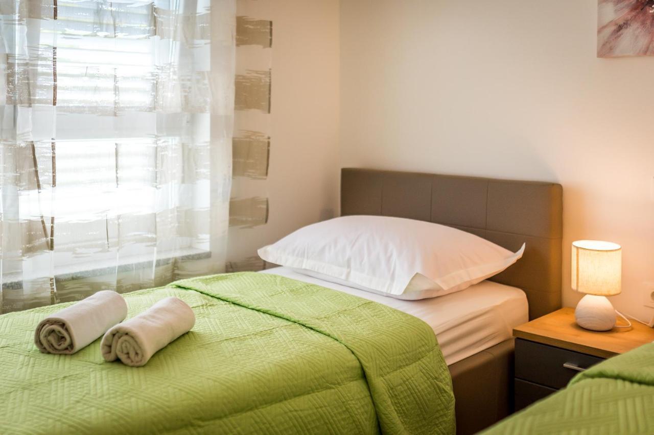 Apartmani Vesna Grebaštica Buitenkant foto