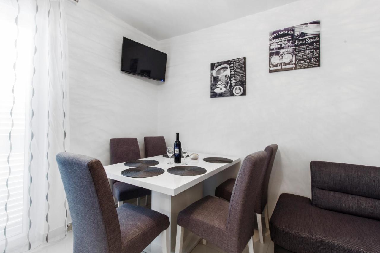 Apartmani Vesna Grebaštica Buitenkant foto