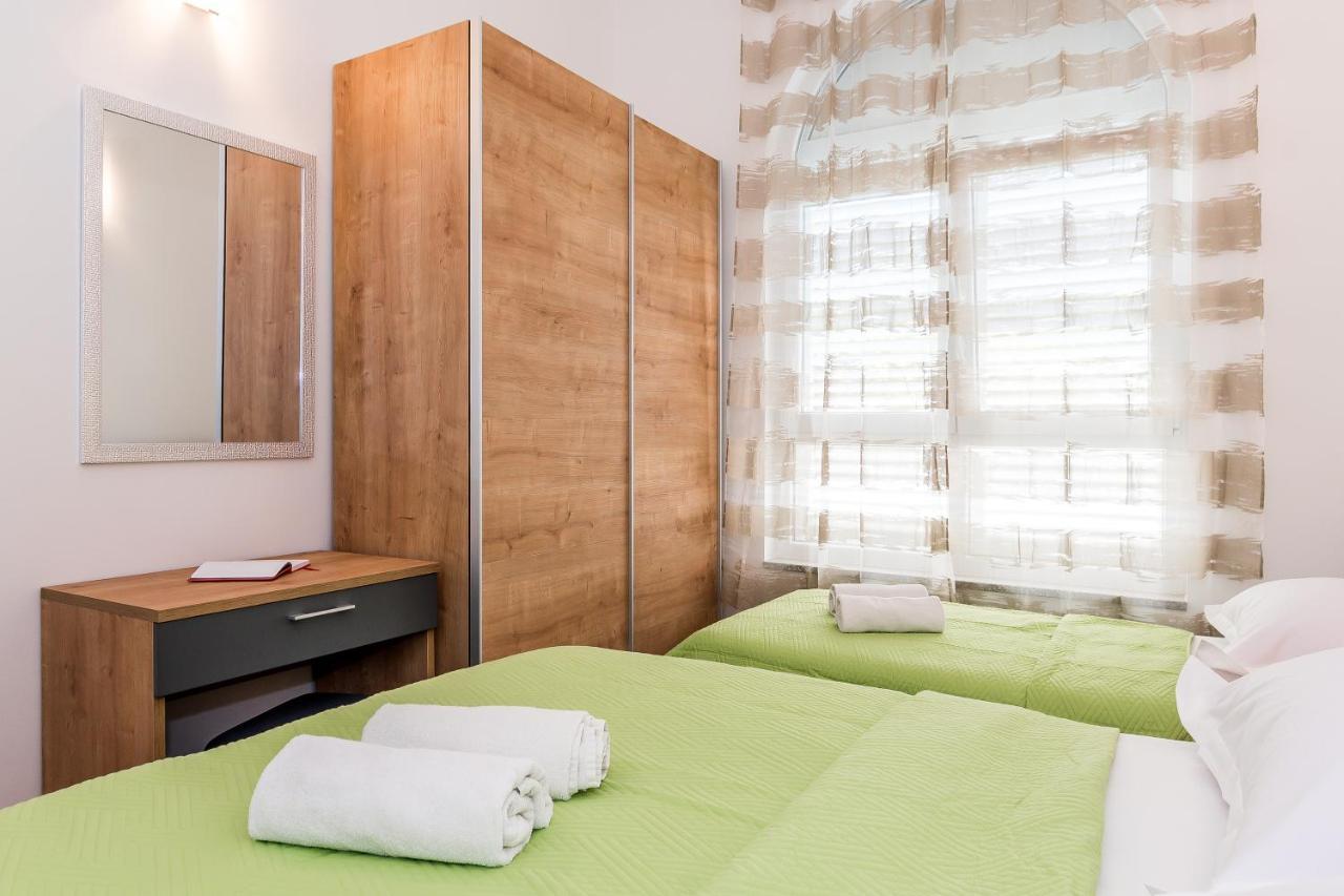 Apartmani Vesna Grebaštica Buitenkant foto