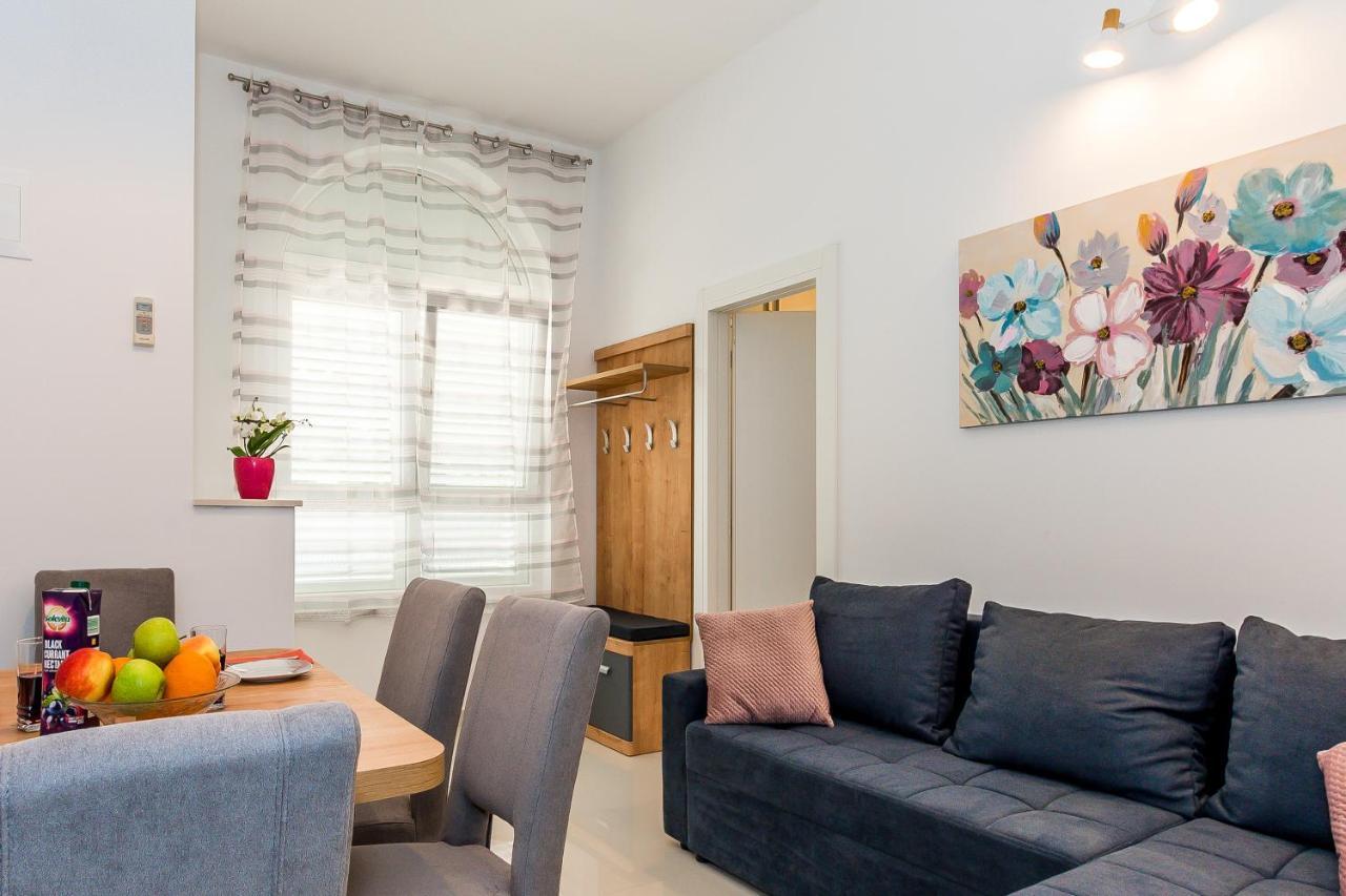 Apartmani Vesna Grebaštica Buitenkant foto