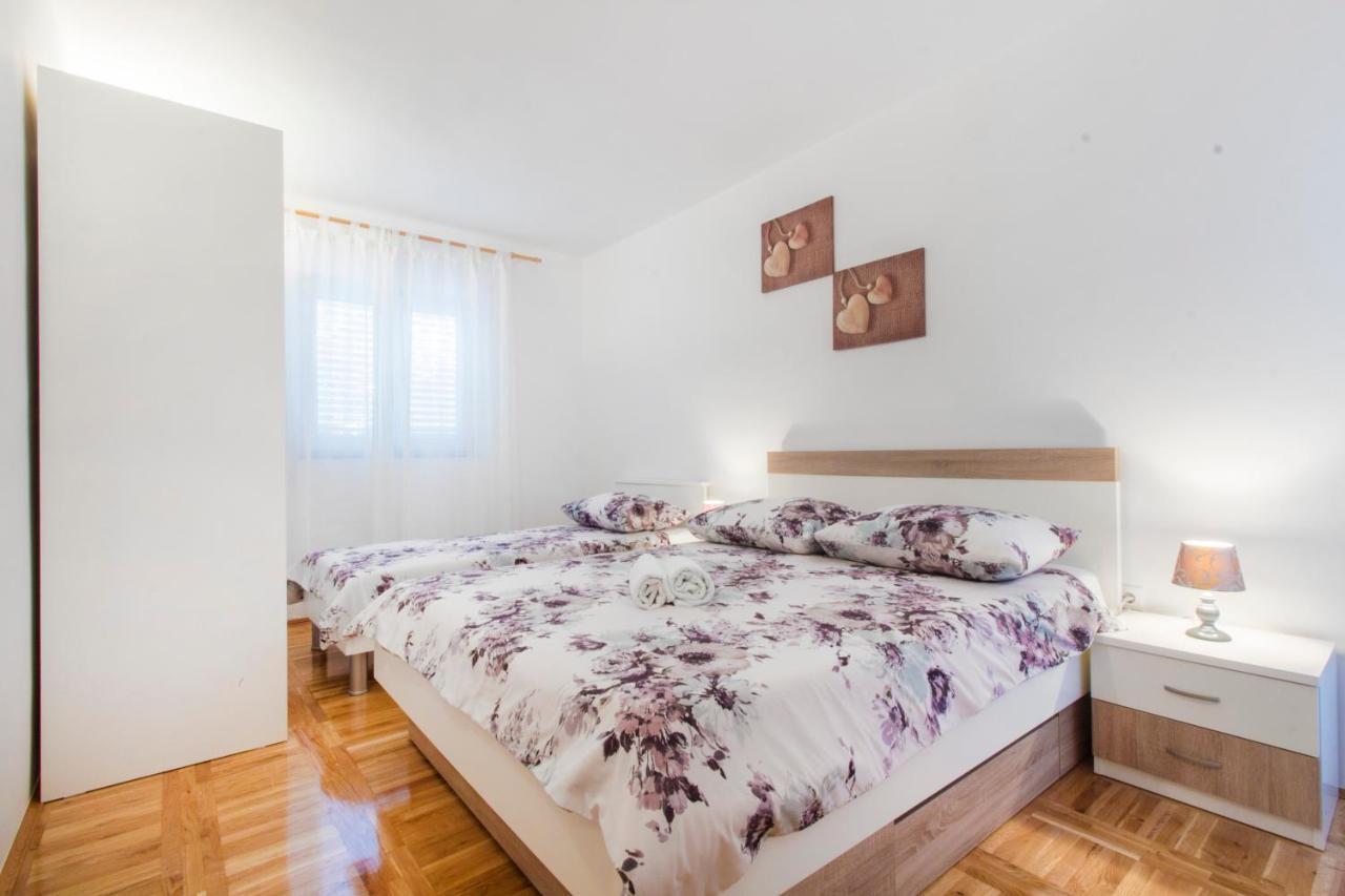 Apartmani Vesna Grebaštica Buitenkant foto