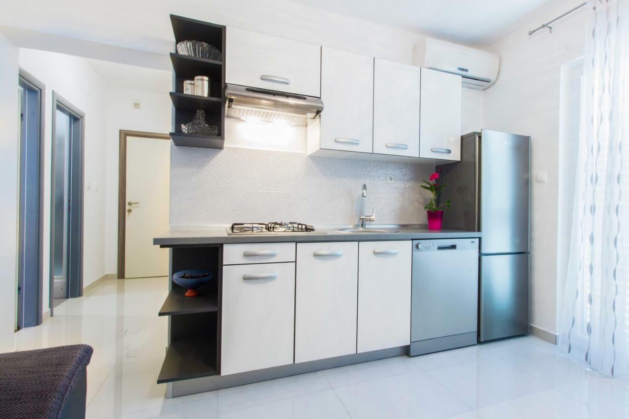 Apartmani Vesna Grebaštica Buitenkant foto