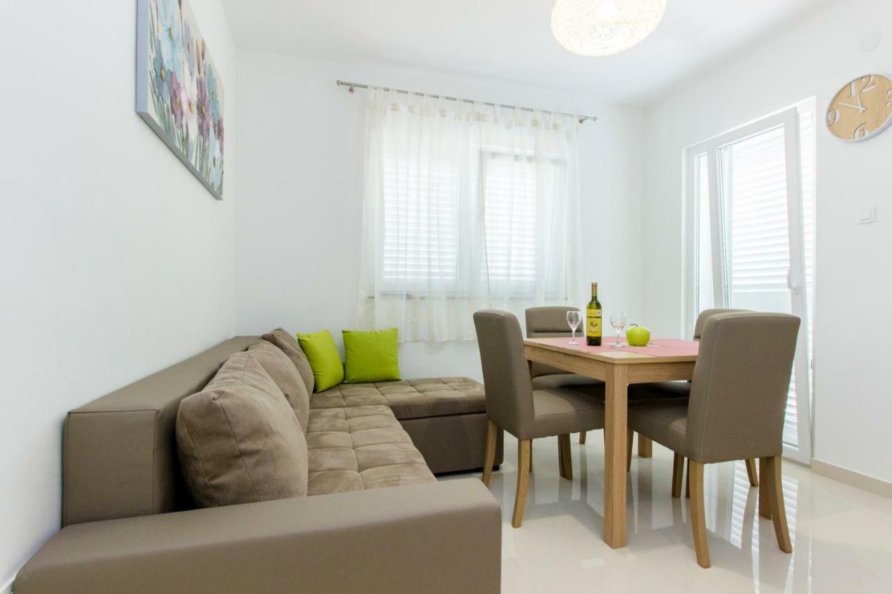 Apartmani Vesna Grebaštica Buitenkant foto