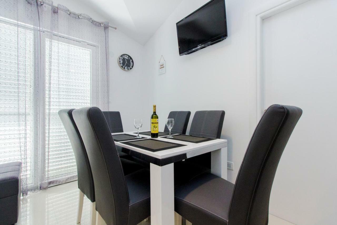Apartmani Vesna Grebaštica Buitenkant foto